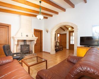 Son Parera De Baix - Muro