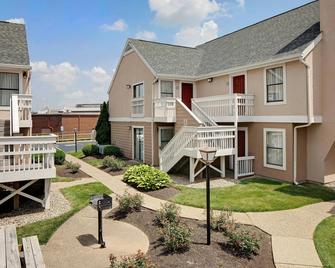 Residence Inn Louisville East - Louisville - Building