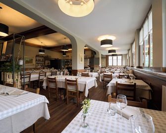 Albergo Moderno - Fuipiano Valle Imagna - Restaurant