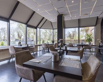 2 Spacious Rooms for Families Exploring Drenthe Region Near Ronostrand - Roden - Restaurant