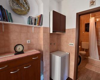 Room Vesna - Primosten - Cocina