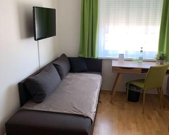 A3 Hotel - Oberraden - Living room