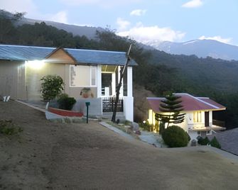 The Exotica Resort - Dharamsala - Gebäude