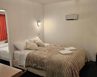 Park Lodge Motel - Te Awamutu - Bedroom
