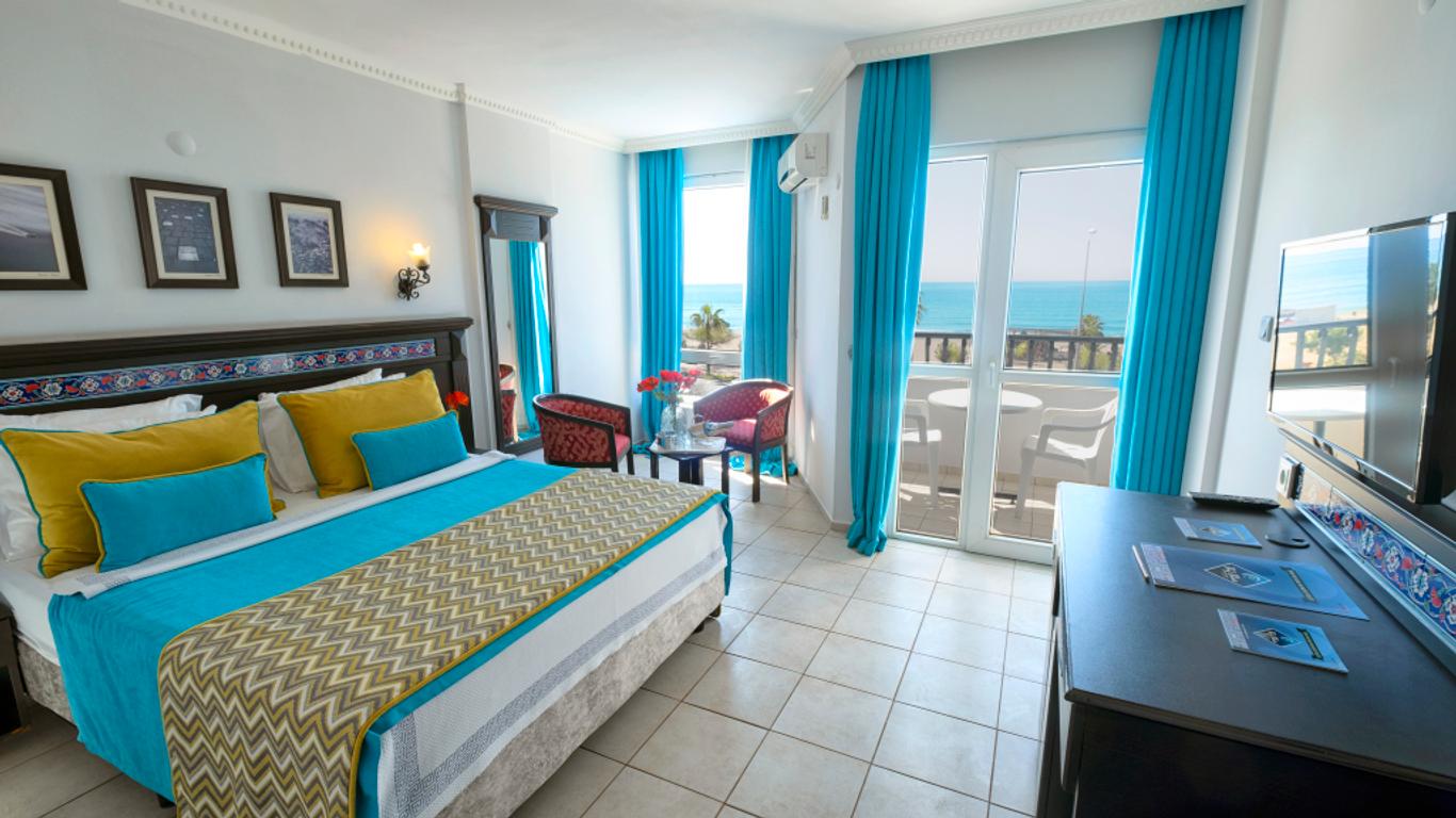 Blue Sky Hotel & Suites