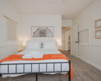 The Lovely Lodging- 2 bedroom apartment - Martinsburg - Habitación