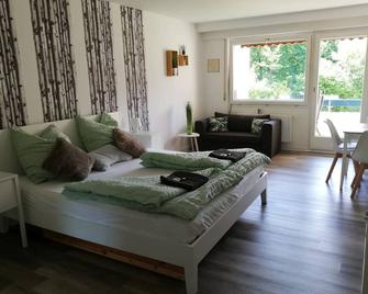 Lived-In Appartement - Bad Urach - Schlafzimmer