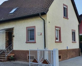 Holiday Home Debacher - Kappel-Grafenhausen - Budova