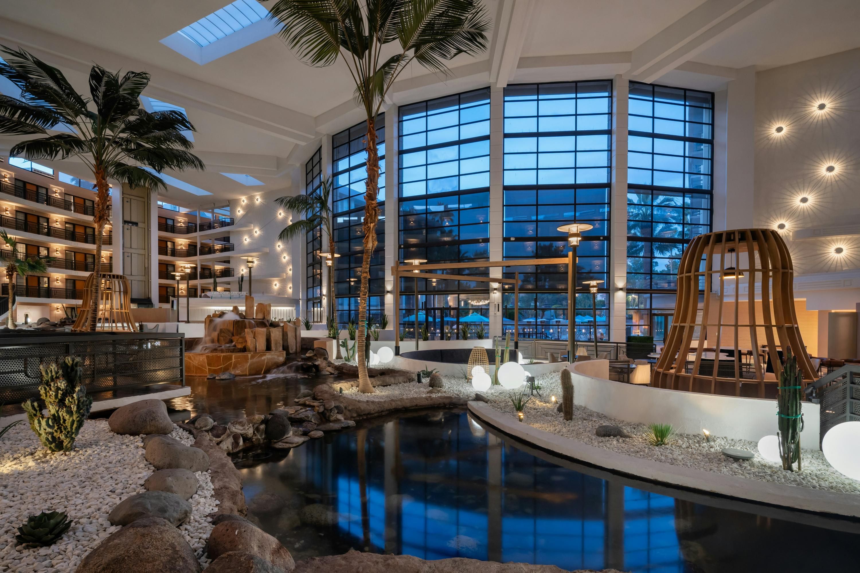 Embassy Suites by Hilton Phoenix Biltmore - Phoenix - Lobby