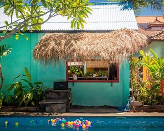 Captain Goose Hostel - Kuta