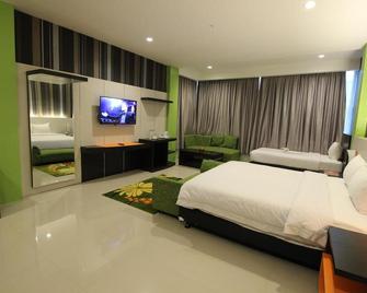 Hannah Hotel Syariah - Painan - Habitación