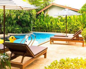 Phuket Siam Villas - Chalong - Zwembad