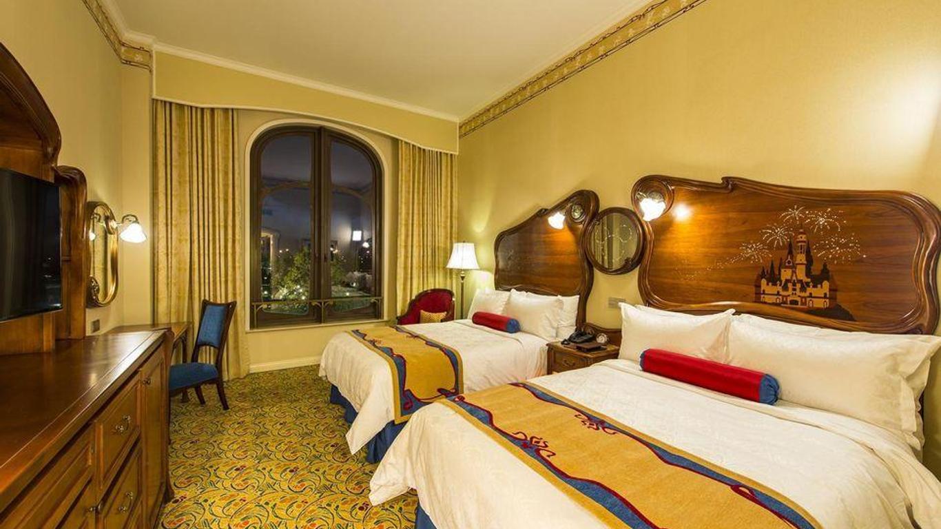 Shanghai Disneyland Park Hotel