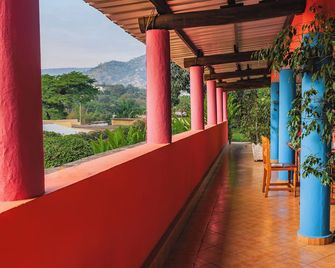 Aparthotel Jardin Tropical - Bujumbura - Balkong