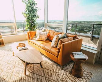 Luxury 2br Penthouse Apt in Central Halifax - Halifax