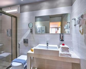 Happy Days Beach Hotel - Georgioupoli - Bathroom