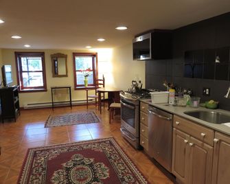 It's Spring In DC! Save Big On A Cozy Nw DC 1br Apt in Adams Morgan Near Metro! - Washington D. C. - Cocina