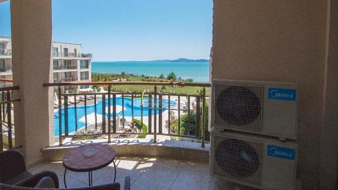 Diamond Beach Resort