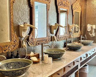 Mariya Lady Hostel Suvarnabhumi Airport - Racha Thewa