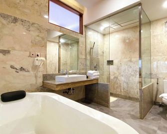 Agro Hotel Bintan - Telukbakau - Bathroom