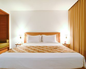Gumilang Regency Hotel by Gumilang Hospitality - Bandung