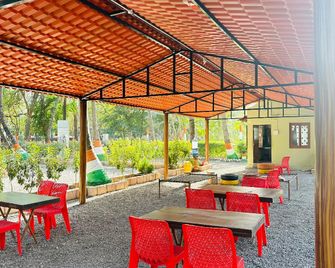 Dwarkesh Farm & Resort - Somnāth - Building