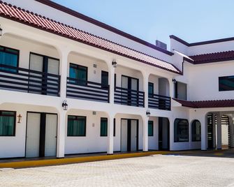 Hotel Los Portales Chignahuapan - Chignahuapan - Gebouw