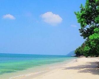Banhalawee - Phangnga - Playa