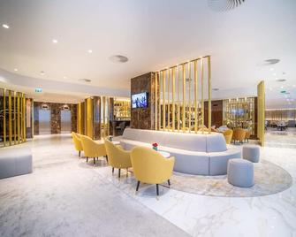 Vip Executive Suites Do Marques Hotel - Lisbon - Lobby