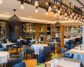 Van der Valk Hotel Eindhoven - איינדהובן - מסעדה