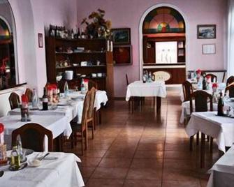 هوتل ميجنون - ألاسيو - مطعم