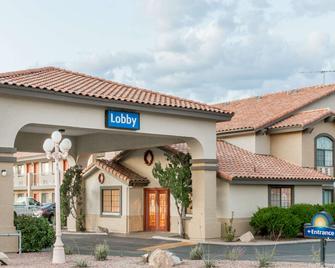 Days Inn by Wyndham Willcox - Willcox - Edificio