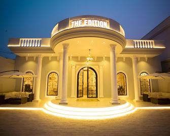 The Edition Bahawalpur - Bahāwalpur - Edificio