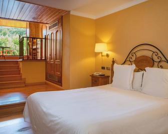 Hotel Can Boix de Peramola - Oliana - Habitación