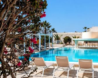 Hôtel Archipel - Monastir - Zwembad