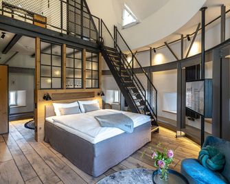 Apart Hotel Wasserturm - Bad Segeberg - Bedroom