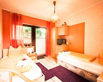 Pension Fischerhaus - Trassenheide - Schlafzimmer
