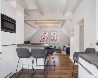 Ferienwohnung Mühlendach, 90qm, 2 Schlafzimmer, max. 5 Personen - Kirchhundem - Essbereich
