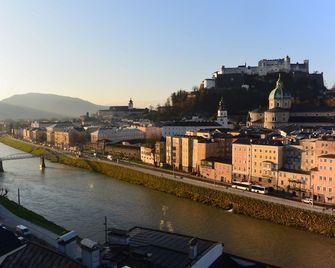 Hotel - Pension Adlerhof - Salzburg - Outdoor view