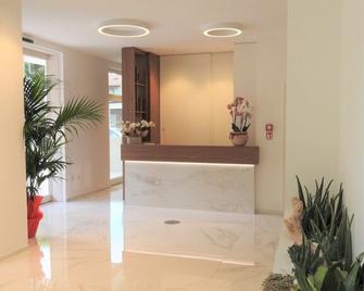 Hotel Carducci - Tortoreto - Receptie