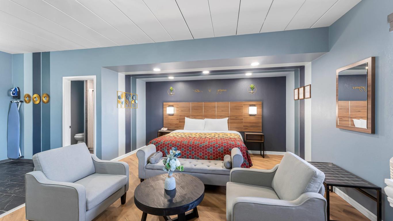 Econo Lodge Cranston - Providence