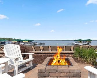 Step Outside & You're at the Lake | Beach Access & Boat Rentals Available - Nisswa - Balcón