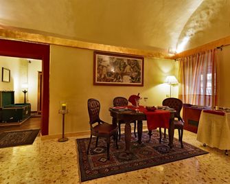 Residenze Gregoriane - Dimora d'Epoca - Tivoli - Ruokailuhuone