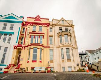 오요 더 코모도어 - 페인턴 - 건물