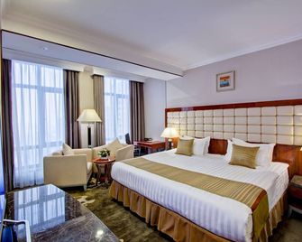 Hotel Lulu - בישקק - חדר שינה