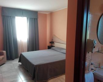 Hotel Del Sole - Pastorano - Camera da letto