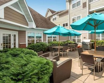 Spacious Accommodation in Charleston! W/ Private Kitchenette! Pets are Welcome! - Charleston - Veranda
