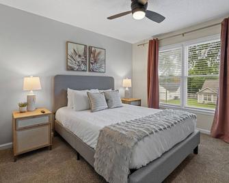 Relaxing 3-Bedroom Home Close to City Center - Cartersville - Habitación