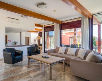 Tauro Villas - Puerto de Mogan - Living room