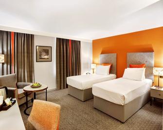Cedar Court Hotel Harrogate - Harrogate - Bedroom